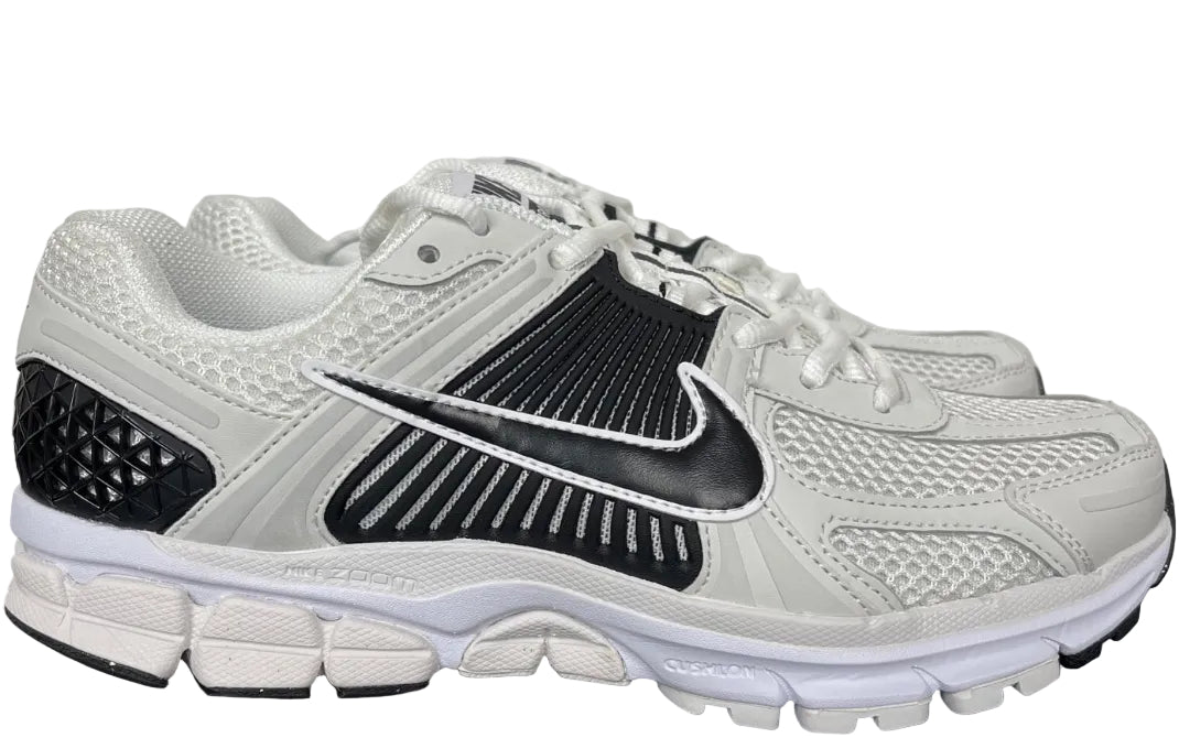 NIKE AIR ZOOM VOMERO 5 "White Black" "Panda"