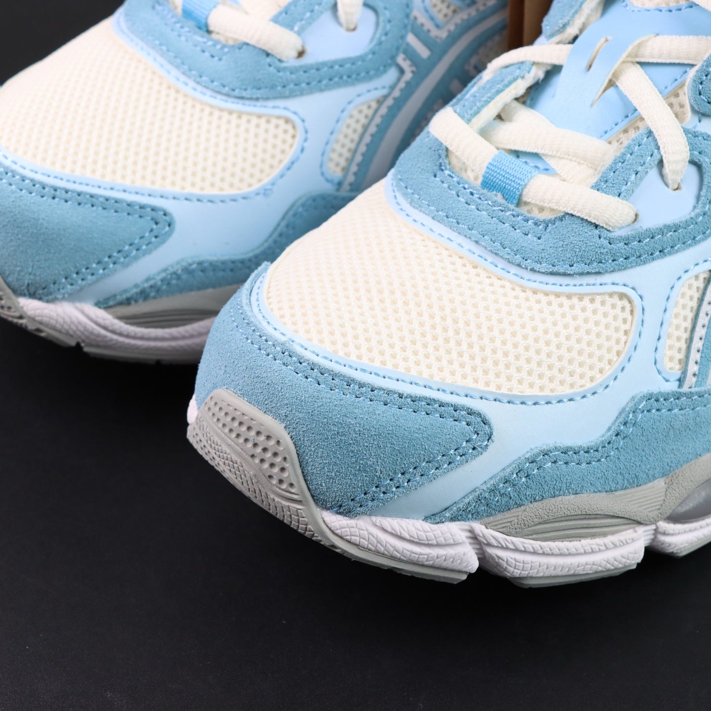 ASICS-Gel-NYC Cream Arctic Sky