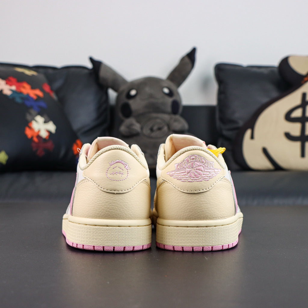 Jordan 1 Low OG x Travis Scott 'Shy Pink'