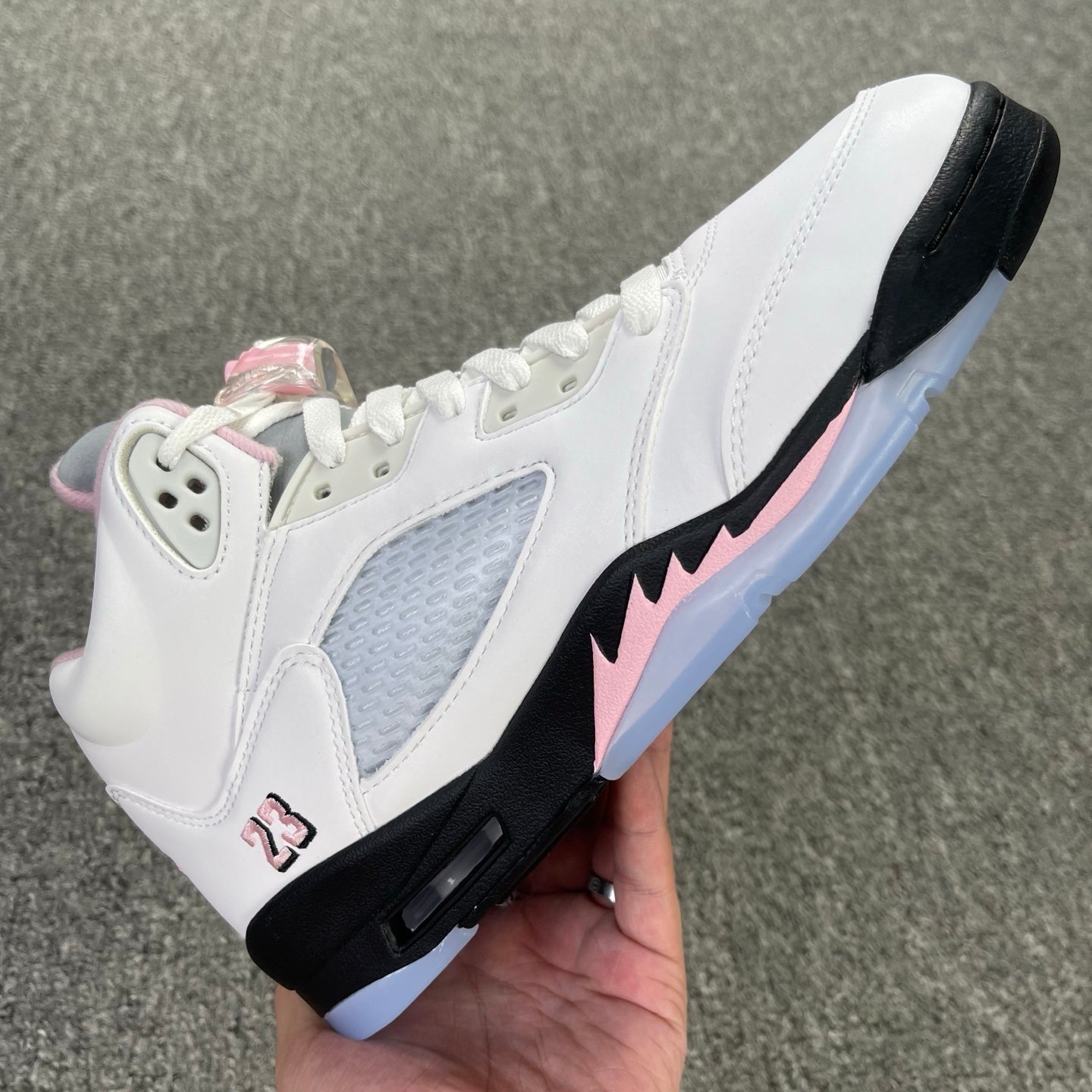 Jordan 5 Retro 'Medium Soft Pink'