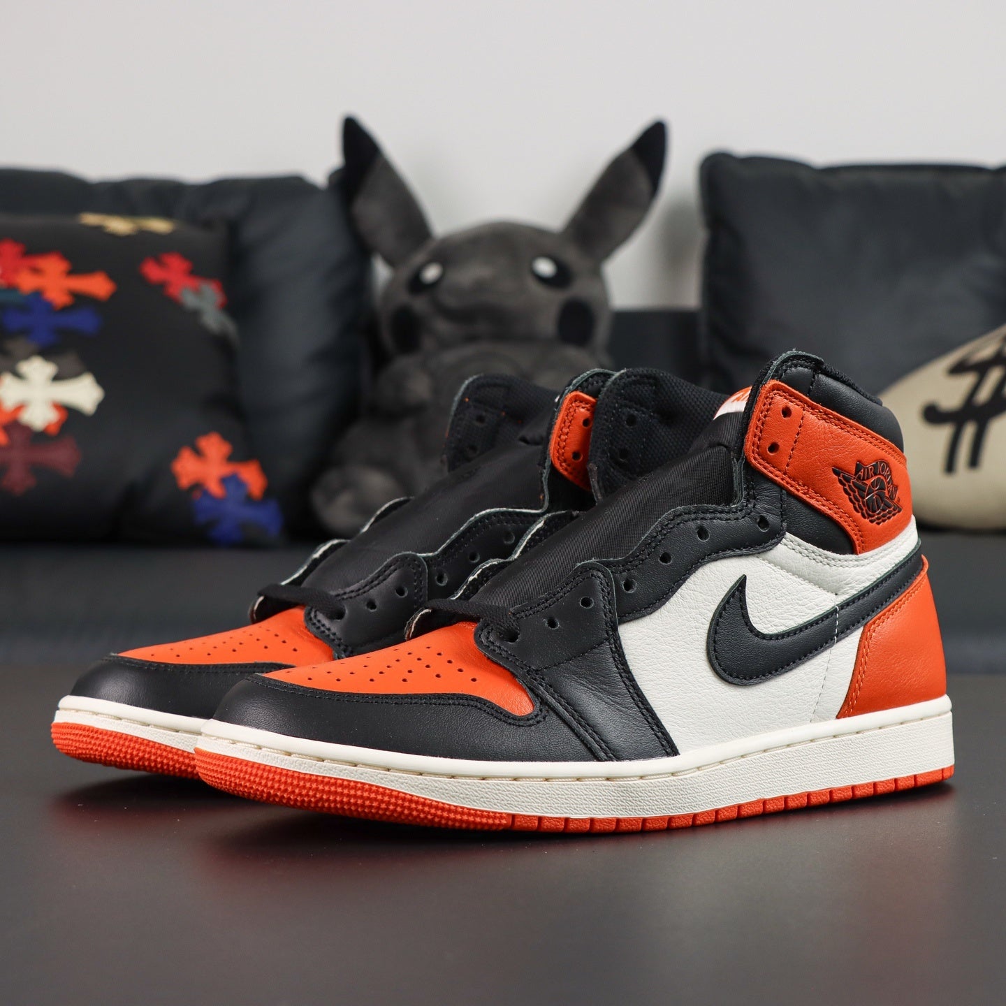 Jordan 1 Retro High OG 'Shattered Backboard'