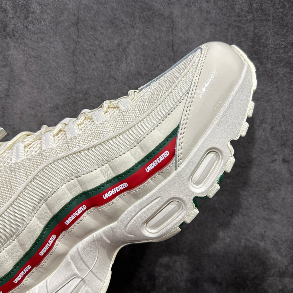 Nike Air Max 95 x Undefeated 'Sail Green Red'