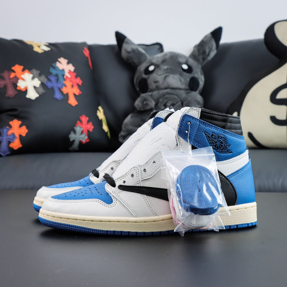 Jordan 1 Retro High x Fragment Design x Travis Scott 'Sail Black Military Blue