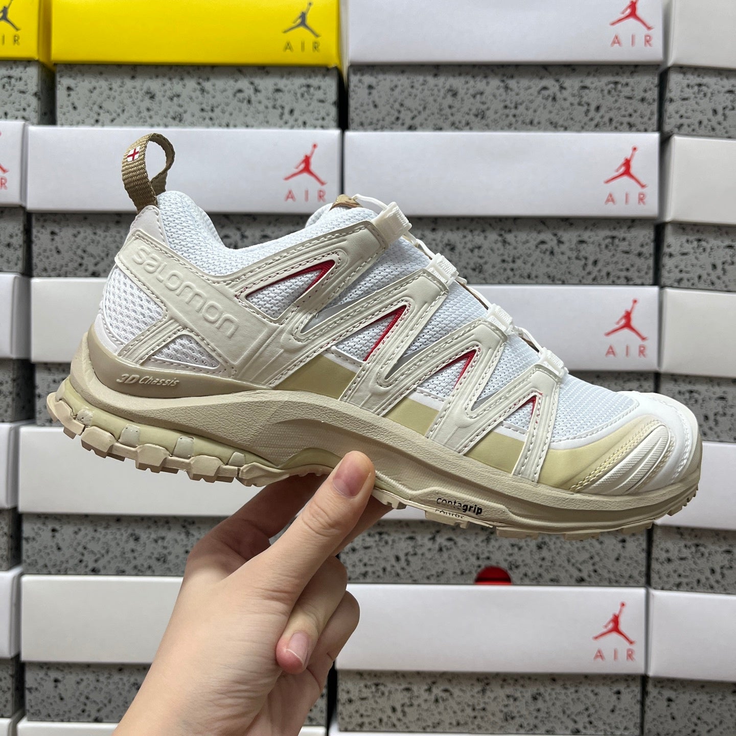 SALOMON-XA Pro 3D La Yaute 'White Pepper High Risk Red'