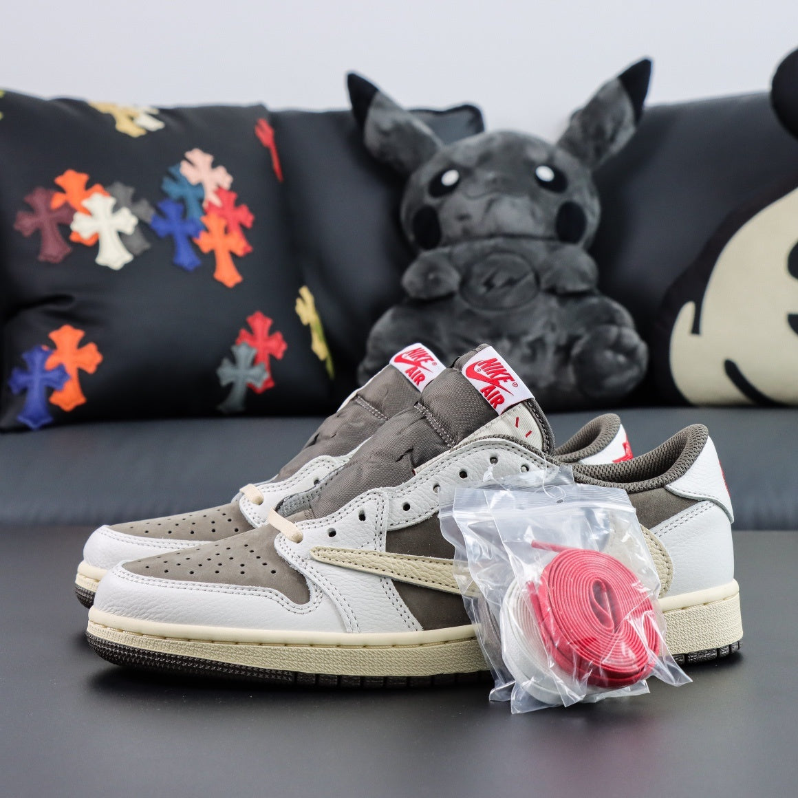 Jordan 1 Low OG x Travis Scott 'Reverse Mocha'