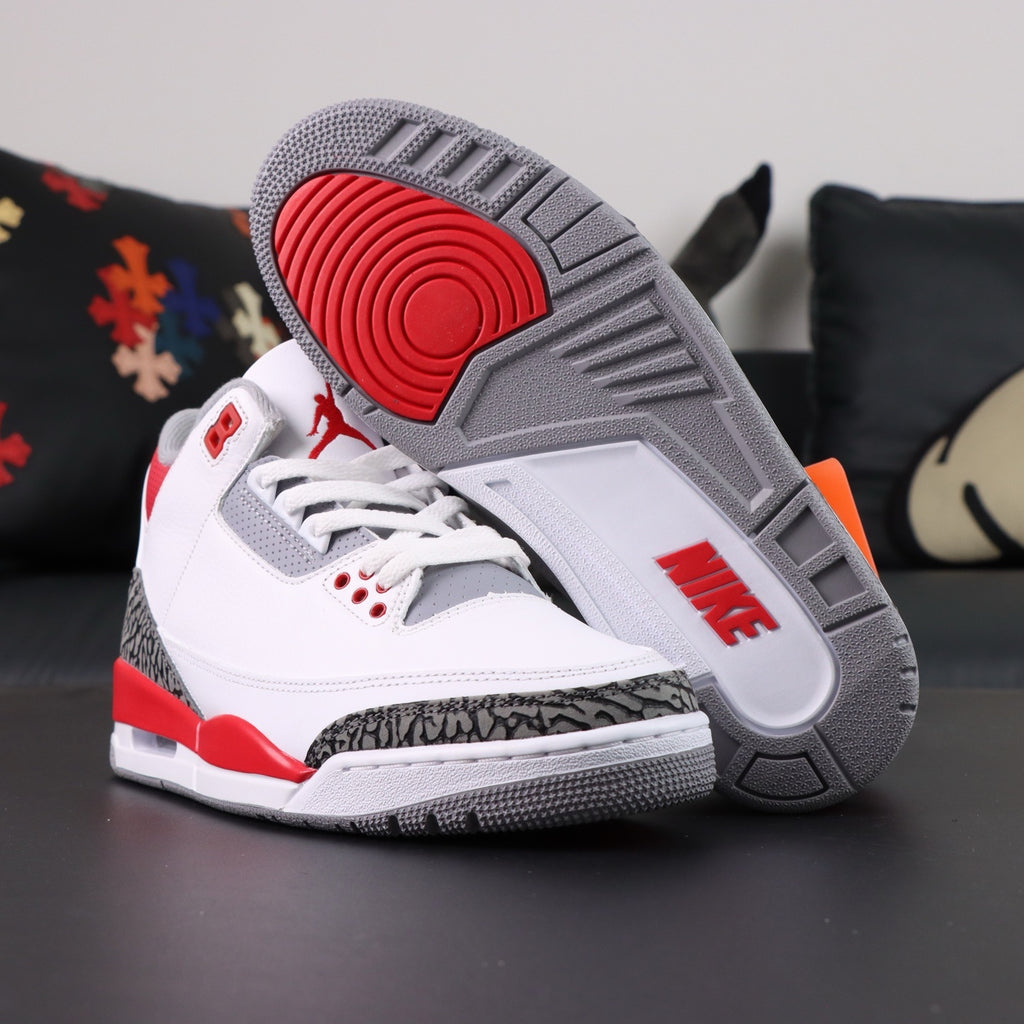 Jordan 3 Retro 'Fire Red' 2022