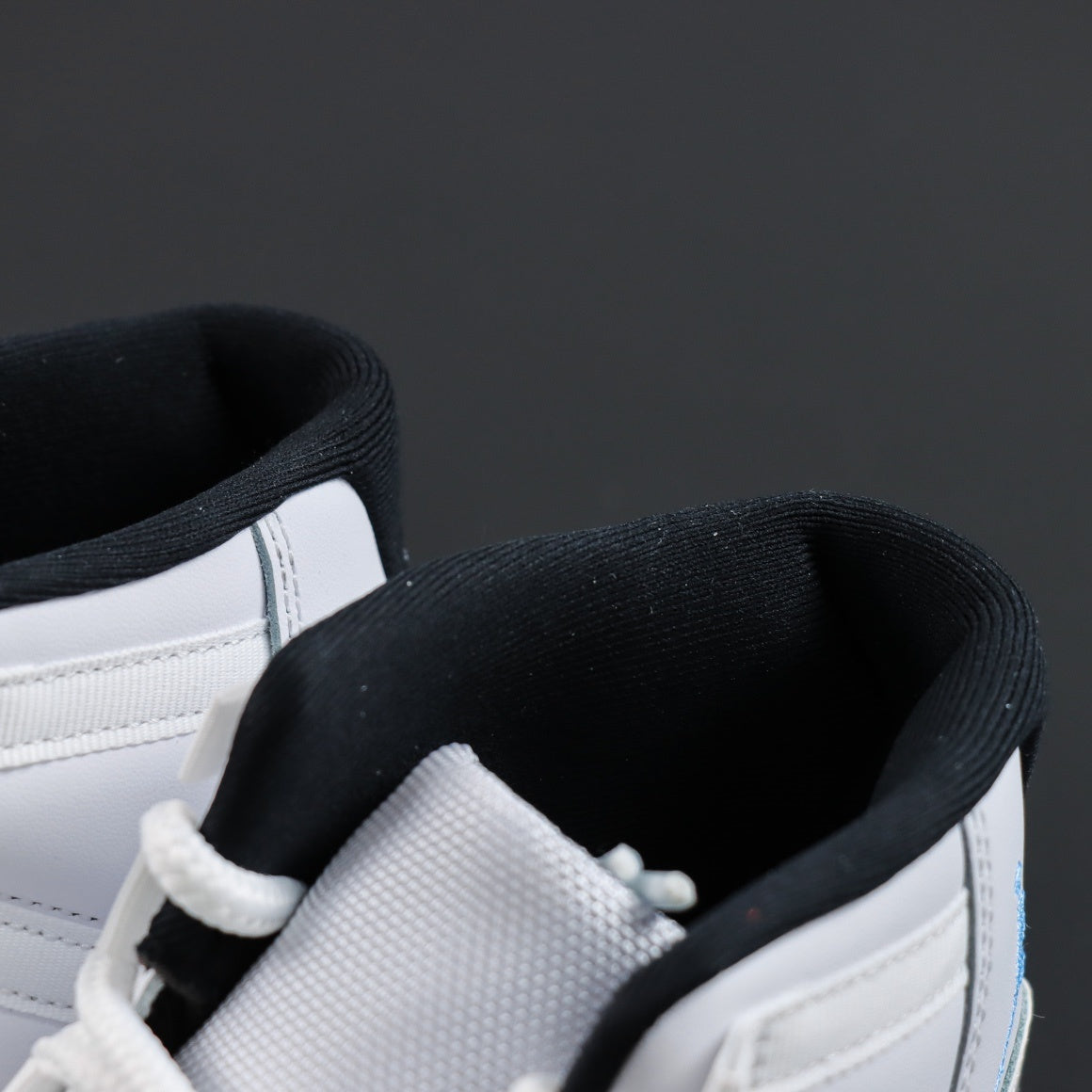 Jordan 11 Retro 'Legend Blue'