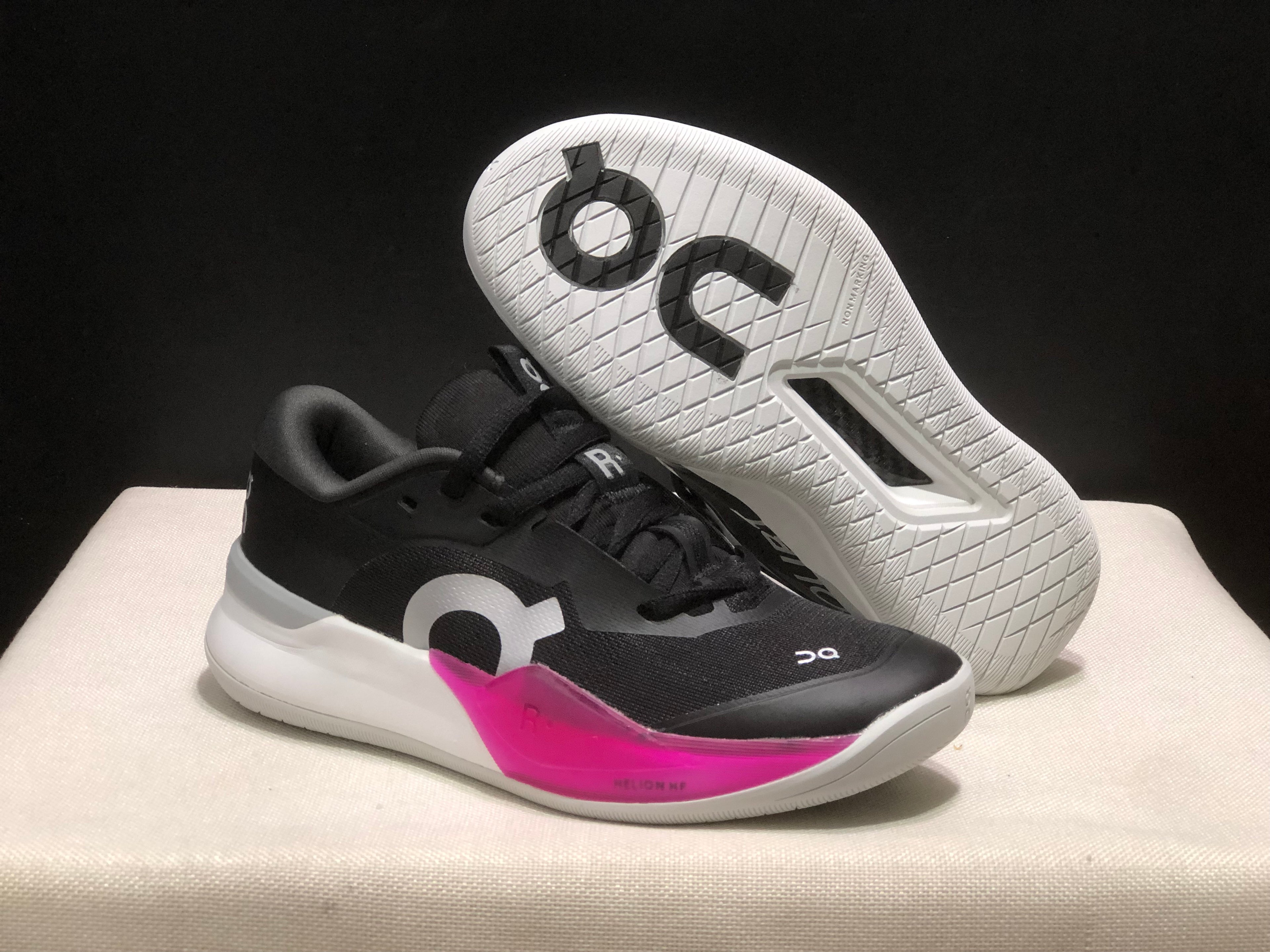 THE ROGER Pro 3 Clay 'Black | Pink'