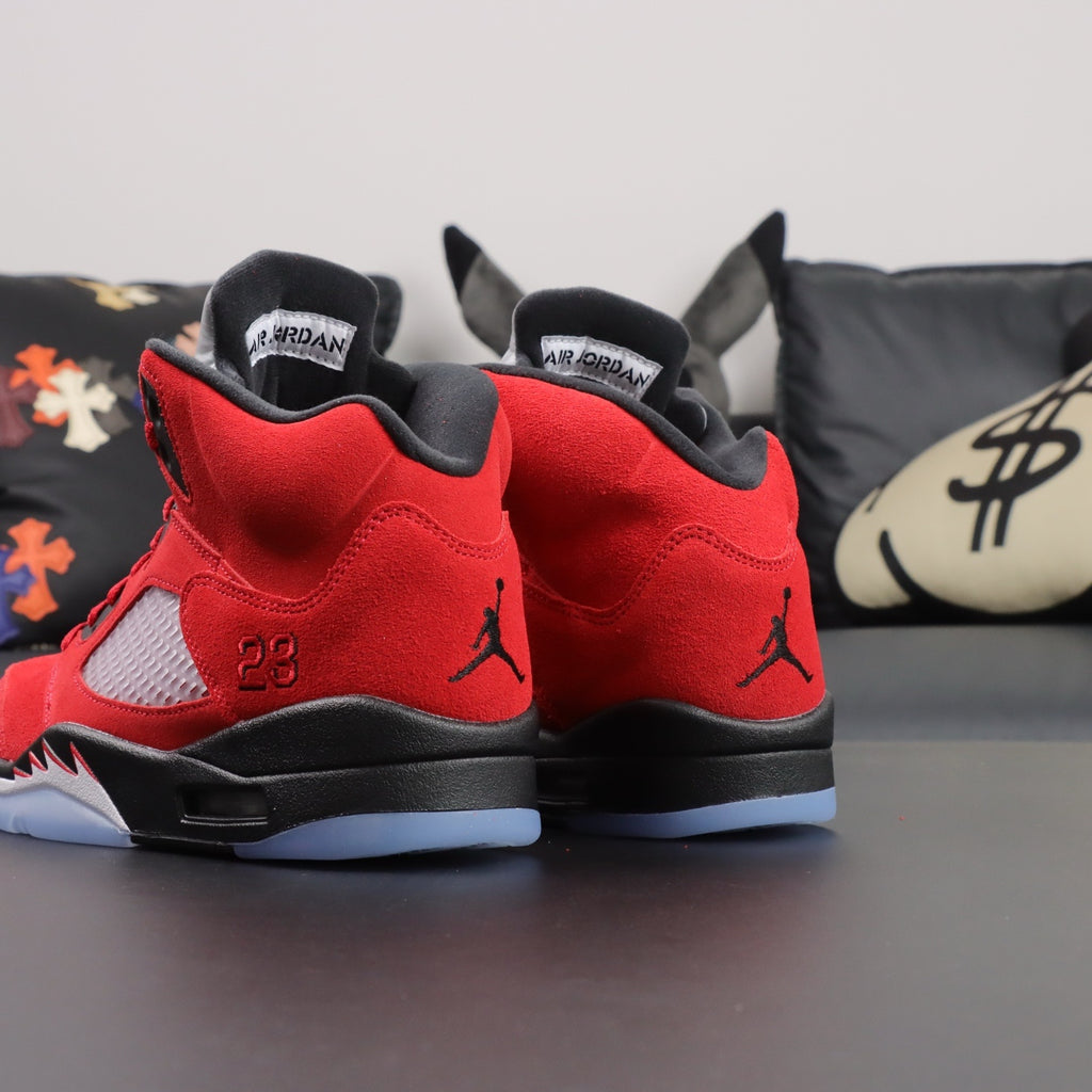 Jordan 5 Retro 'Raging Bull' 2021