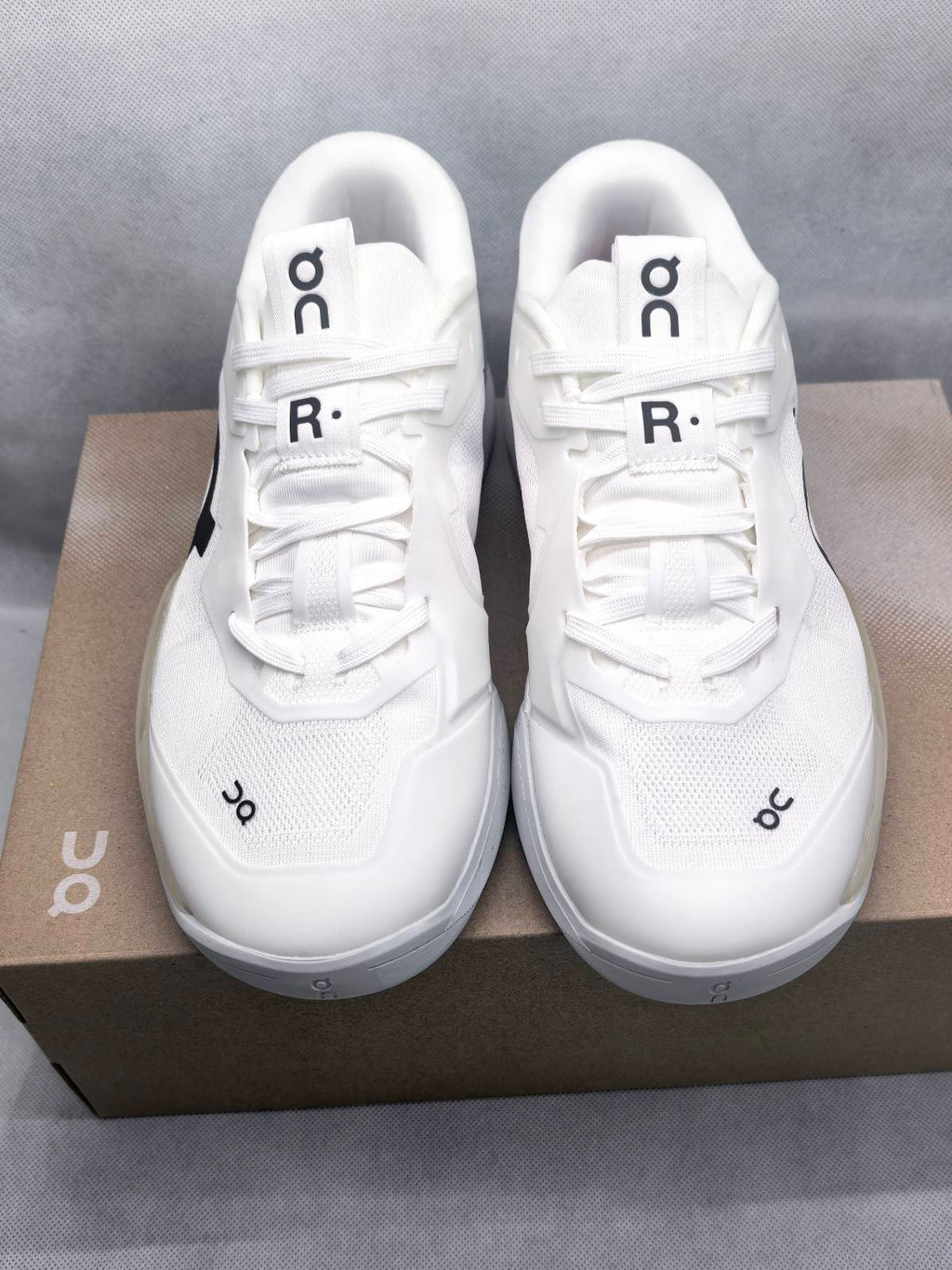 On The Roger Pro 3 White