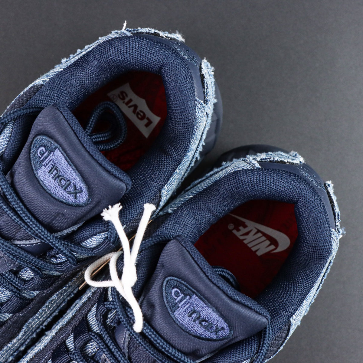 Nike Air Max 95 x Levi's® 'Obsidian'