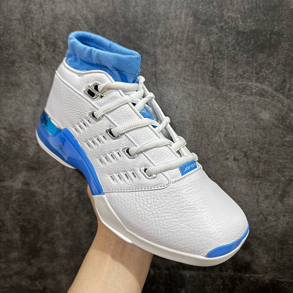 Jordan 17 Retro Low SP 'University Blue'