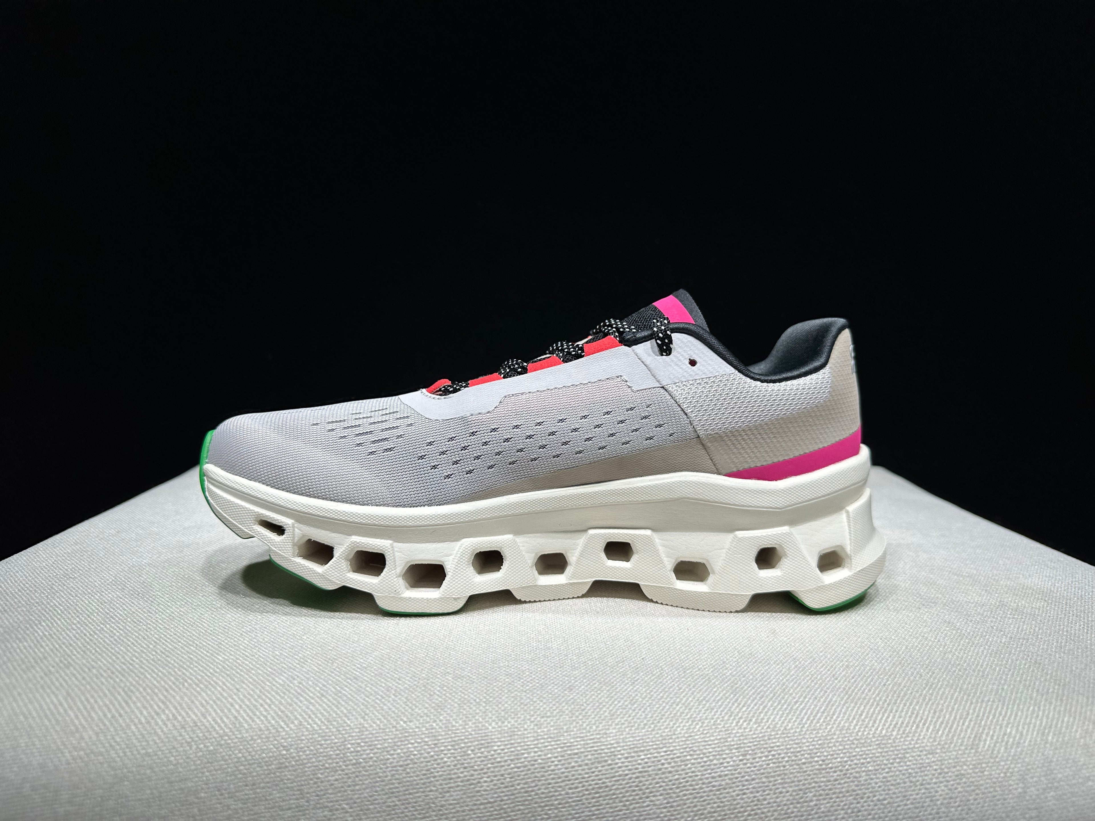 ON - Cloudmonster 'Silver | Ivory'