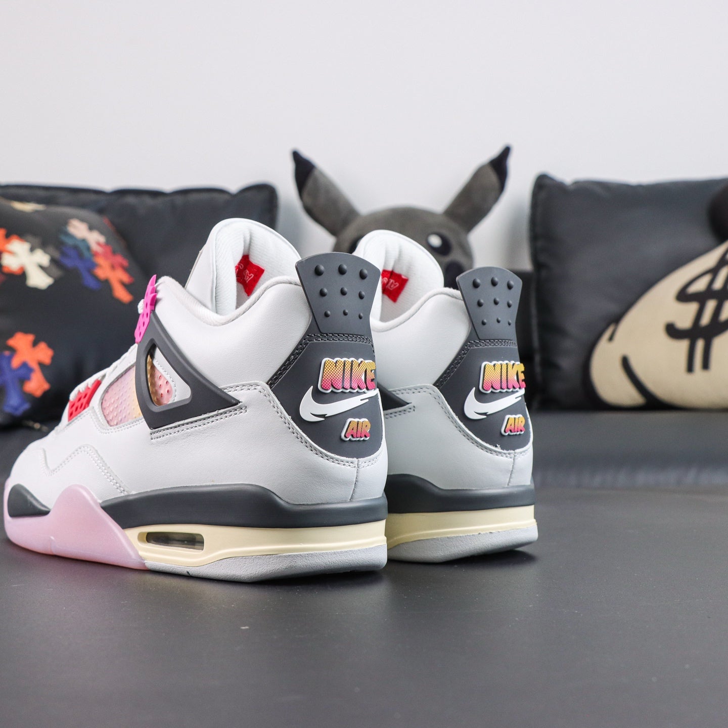 Air Jordan 4 Retro 'Comic'