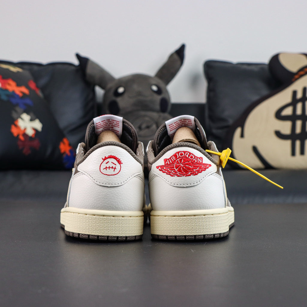 Jordan 1 Low OG x Travis Scott 'Reverse Mocha'