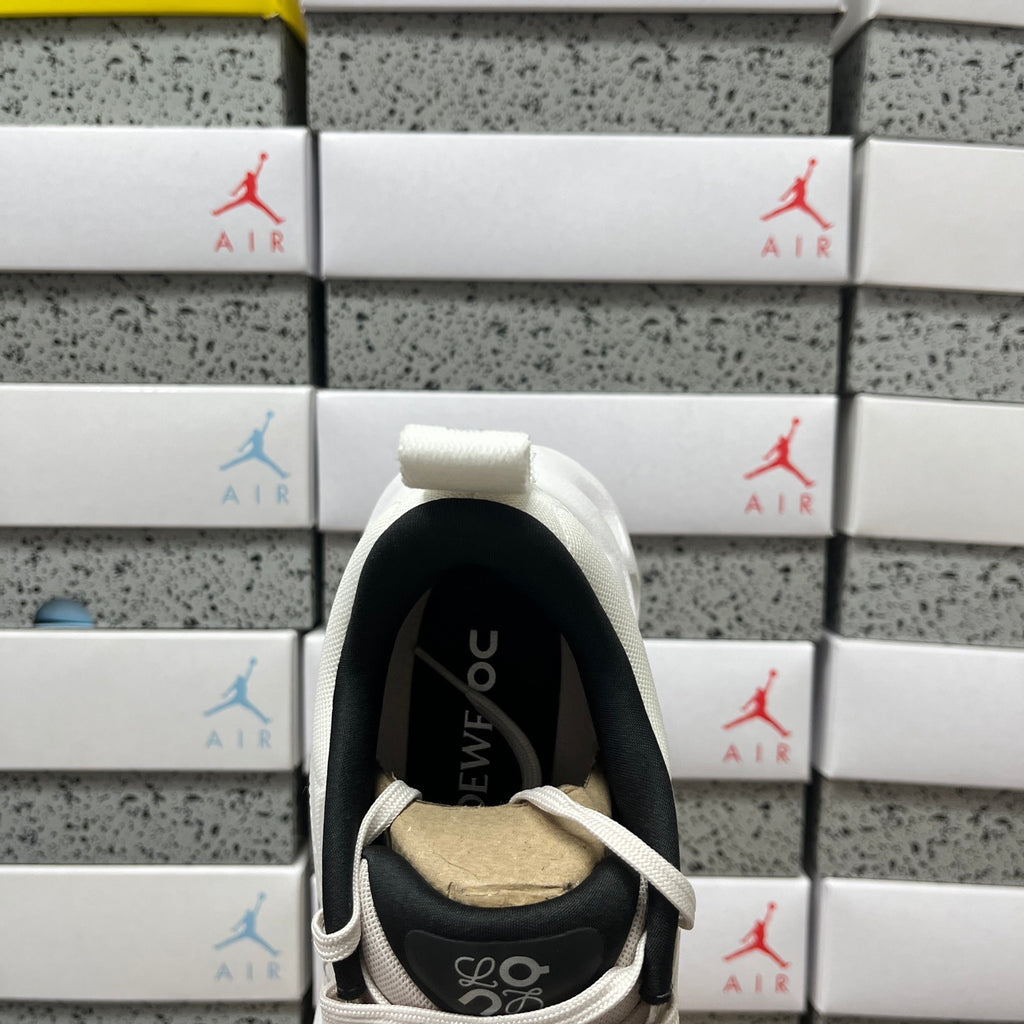 ON - Cloudtilt 2.0 x LOEWE 'Sand White'
