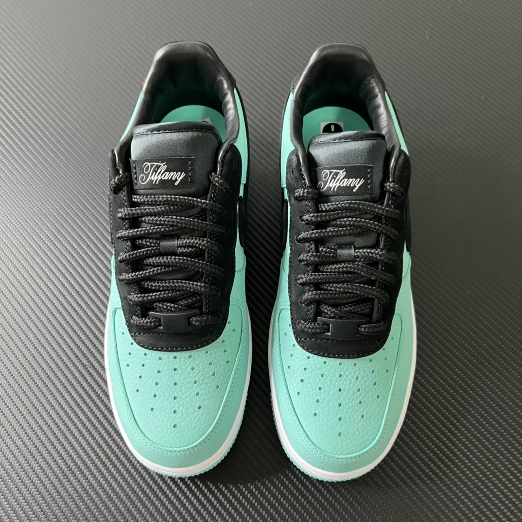 Nike Air Force 1 Low x Tiffany & Co. 'Friends & Family'