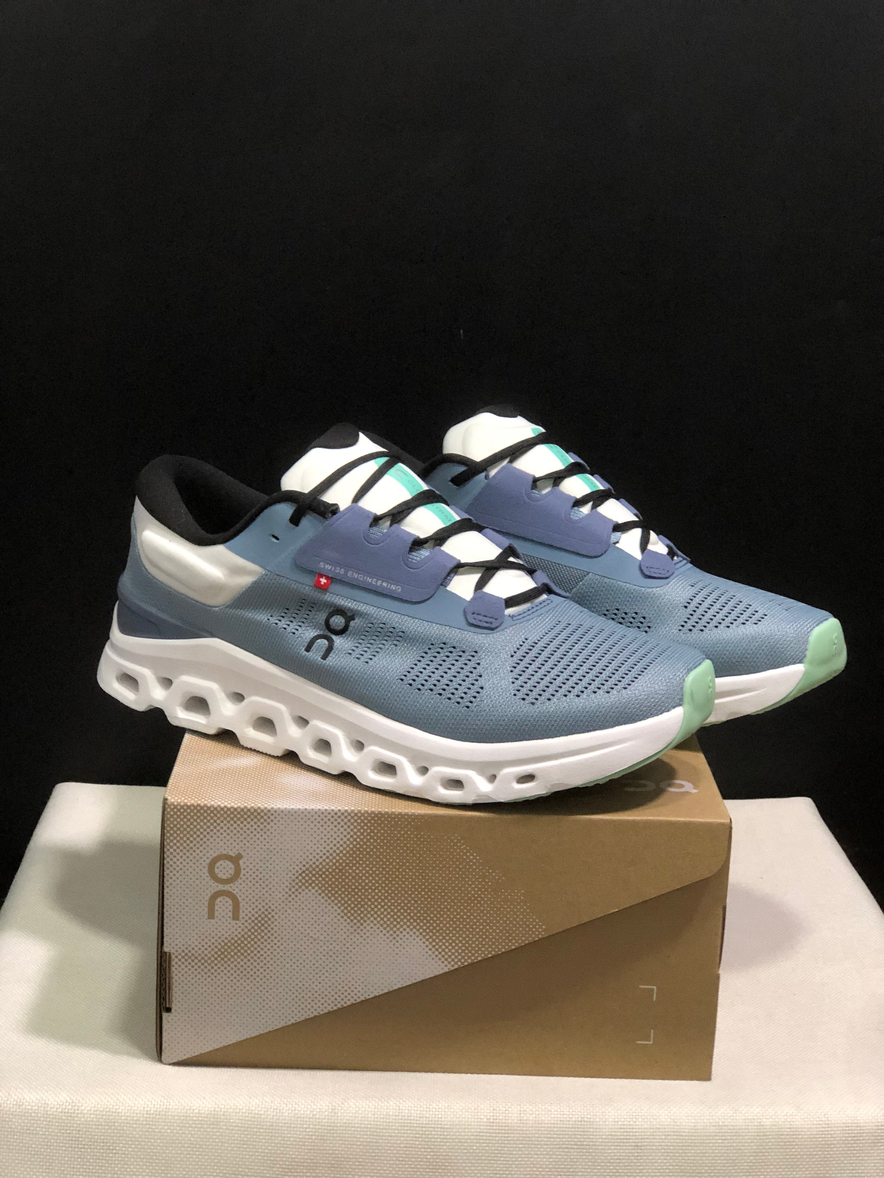 Cloudstratus 3 'Wash Nimbus'