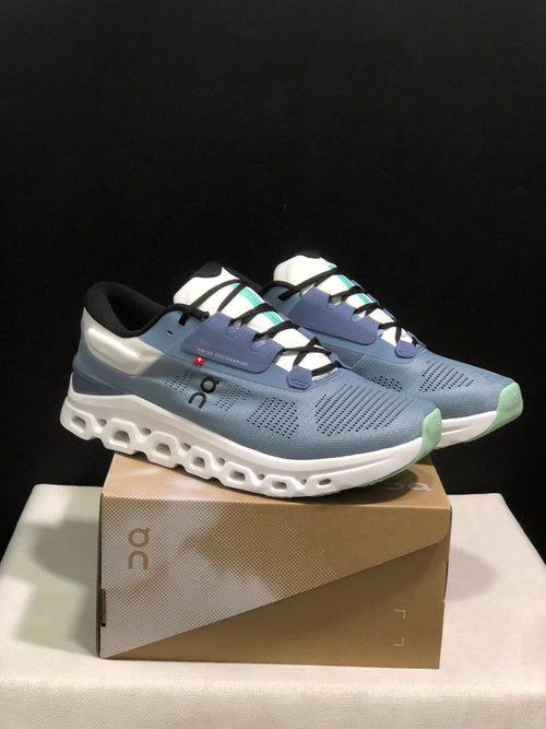 Cloudstratus 3 'Wash Nimbus'