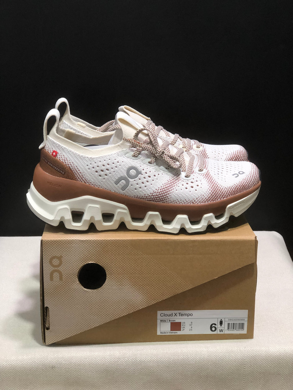 ON - CLOUD X TEMPO 1 ECLIPSE WHITE  BROWN