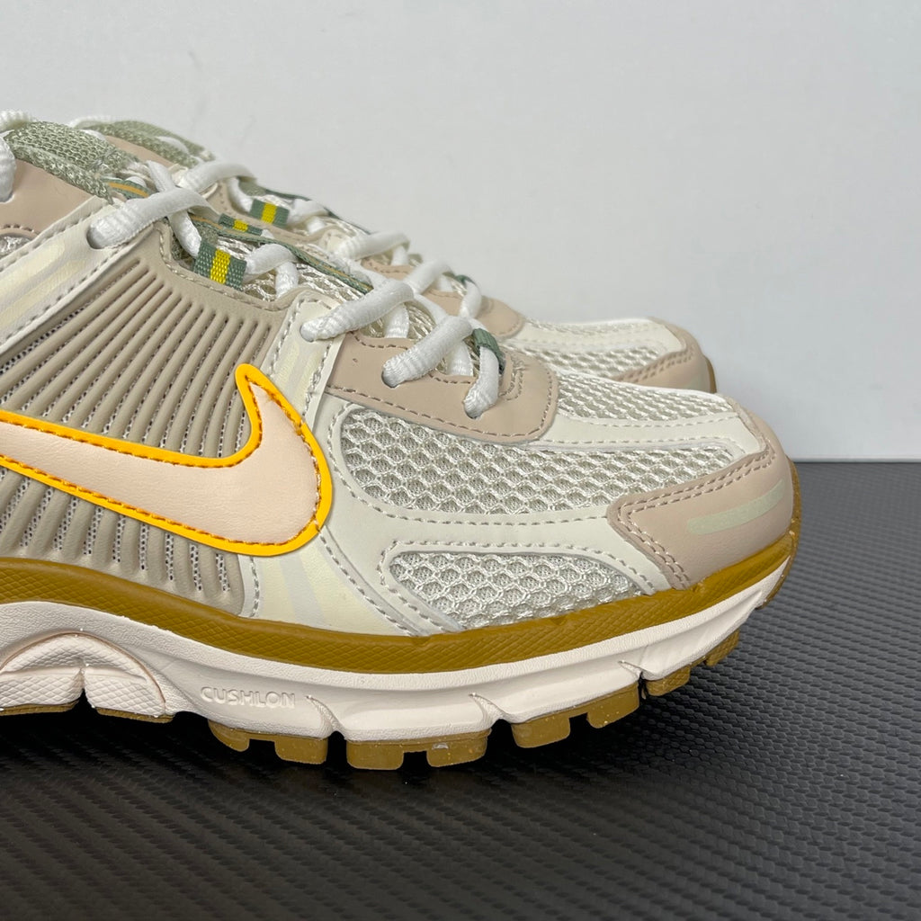 NIKE AIR ZOOM VOMERO 5 "Sail / Laser Orange / Light Orewood Brown / Medium Olive"