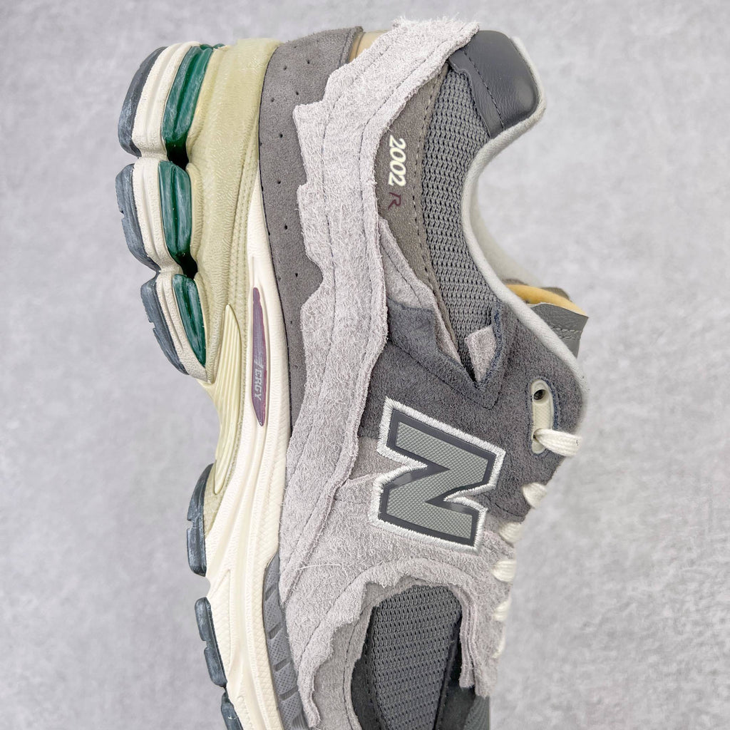NEW BALANCE 2002R Protection Pack 'Rain Cloud'