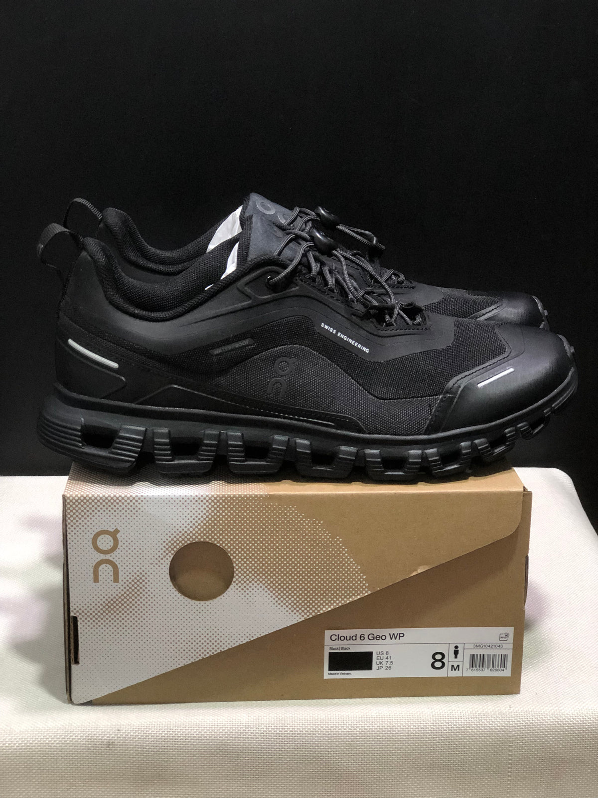 ON CLOUD 6 Black