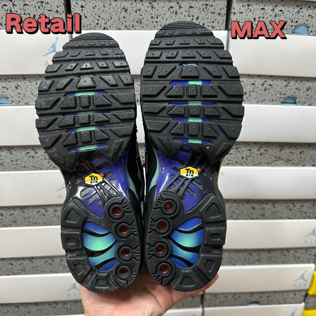 NIKE AIR MAX PLUS Unity Berlin