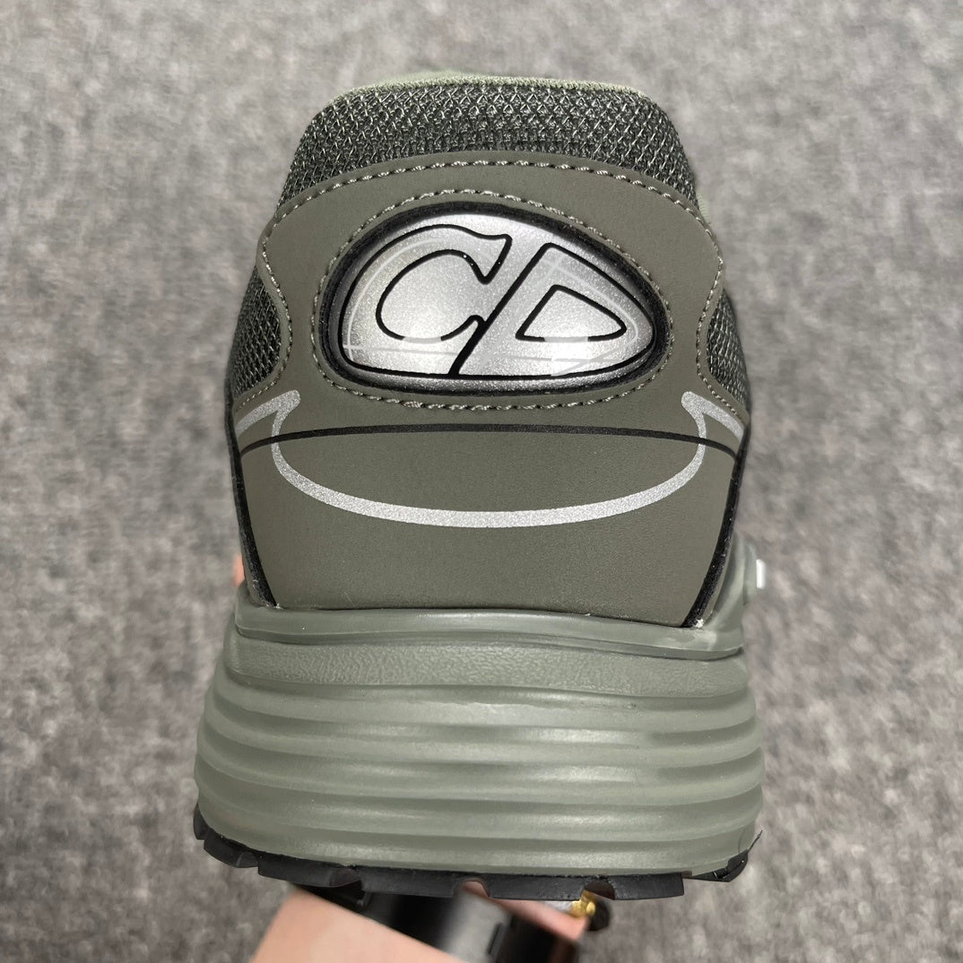 DIOR B30 SNEAKER  Low Top Olive