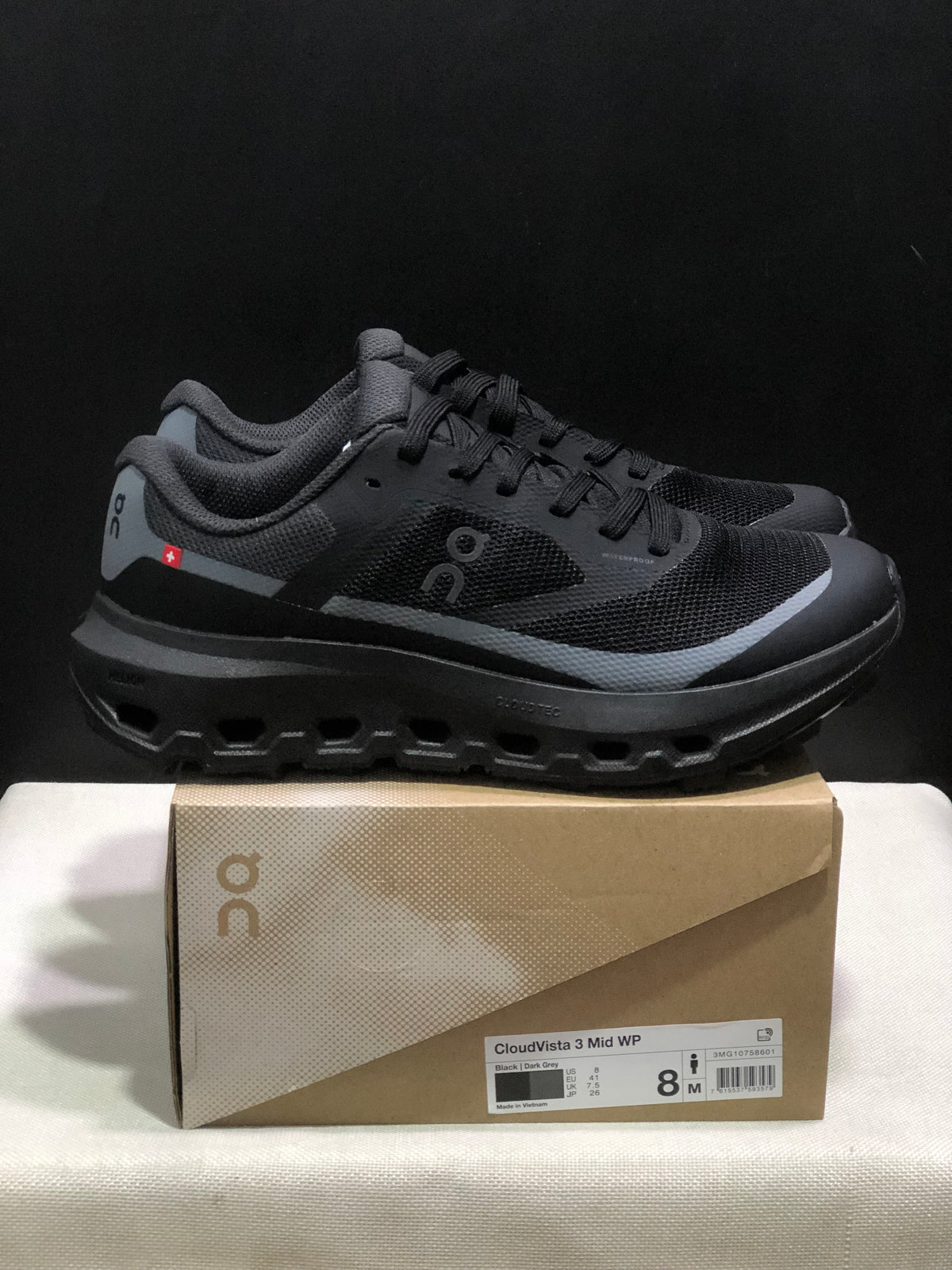 ON - Cloudvista 3  black dark grey