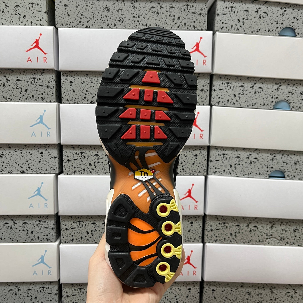 NIKE AIR MAX PLUS Swarovski Sunset
