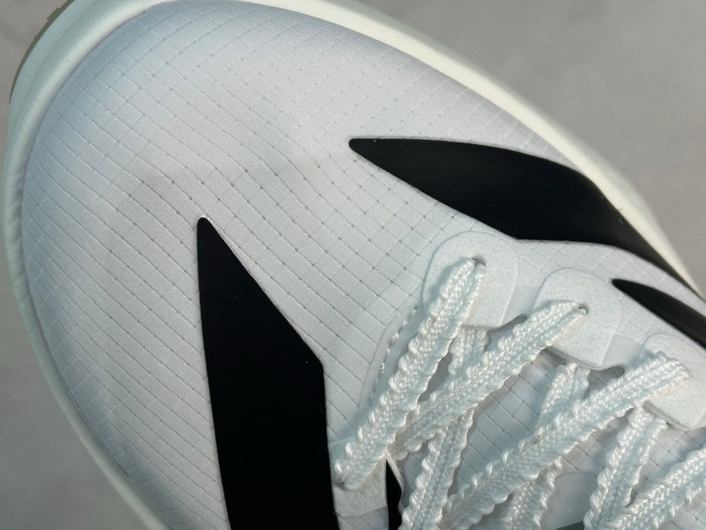 Adidas Adizero Adios Pro 5 Cloud White / Core Black / Silver Metallic