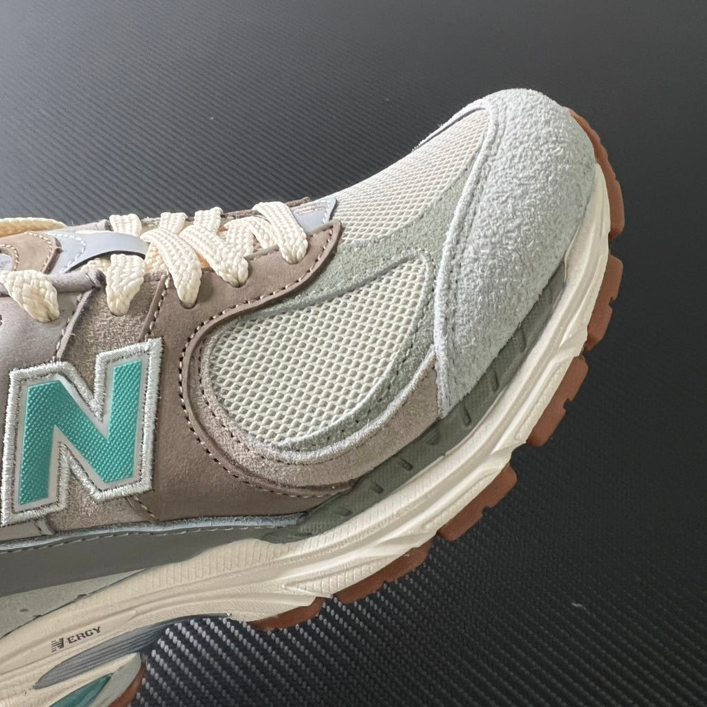 NEW BALANCE 2002R "Oasis"