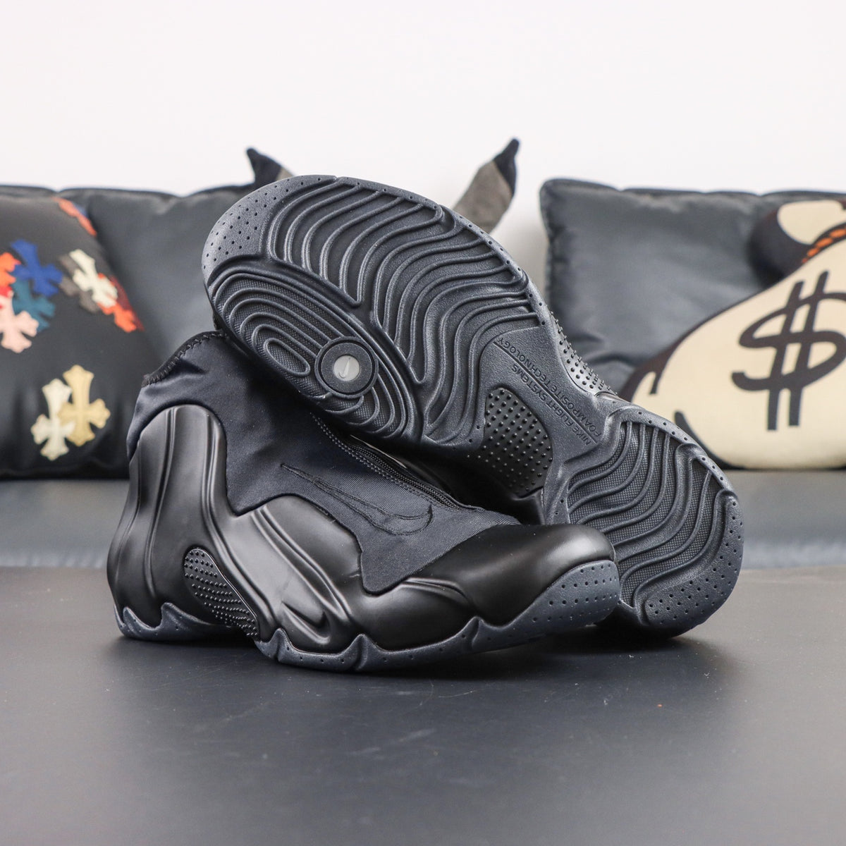 NIKE AIR FOAMPOSITE BLACK