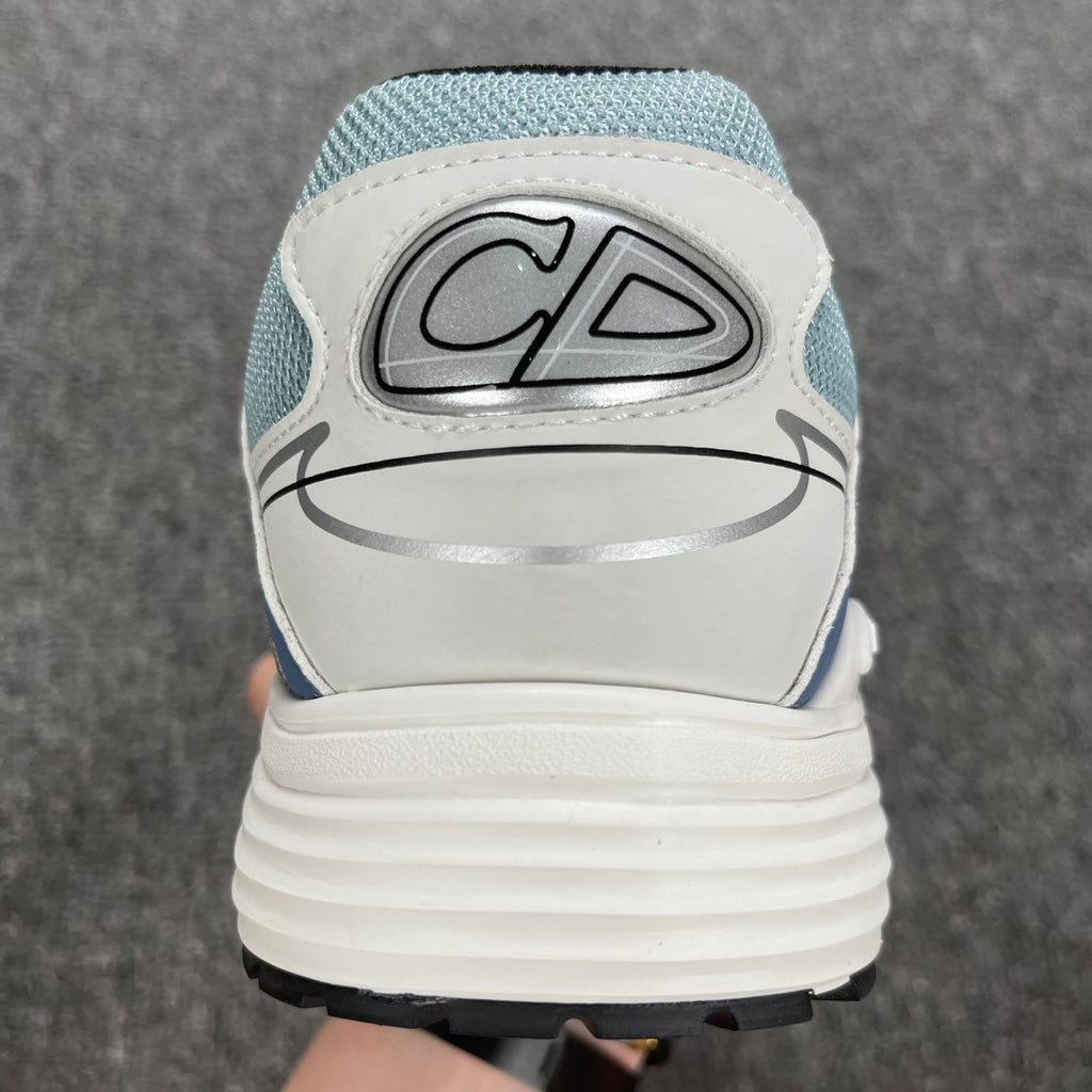 DIOR B30 SNEAKER Countdown light blue, gray, and white