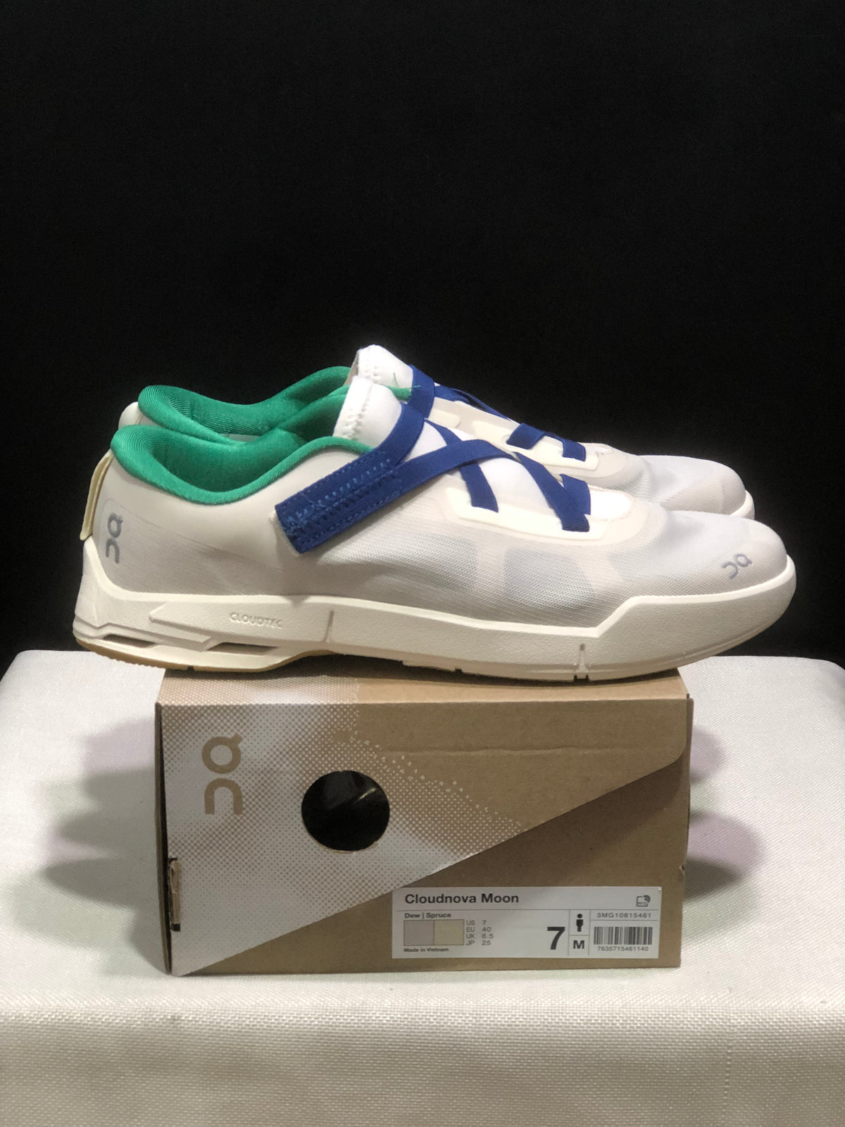 ON - CLOUDNOVA X ZENDAYA Dew Spruce