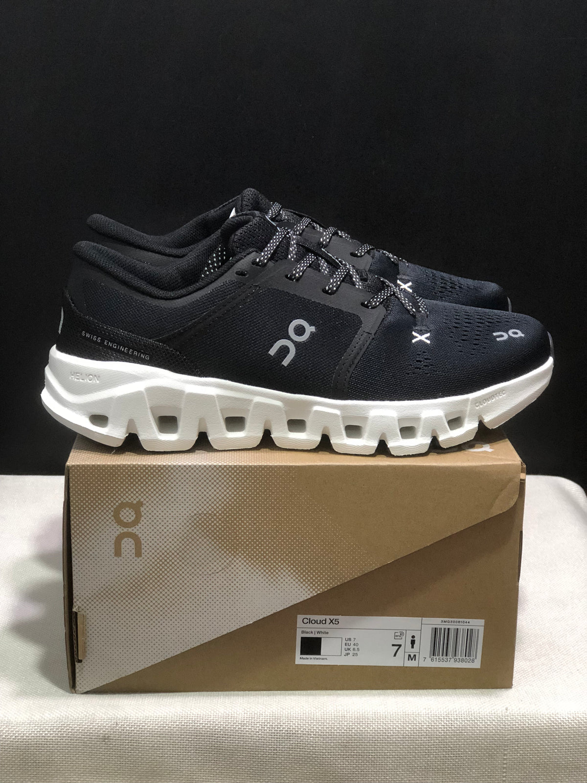 ON - Cloud X5 BLACK WHITE