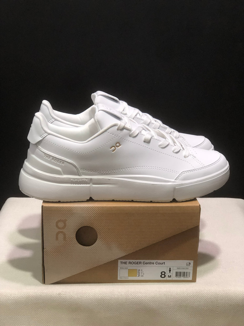 ON - ROGER FEDERER X THE ROGER CENTRE COURT WHITE GOLD