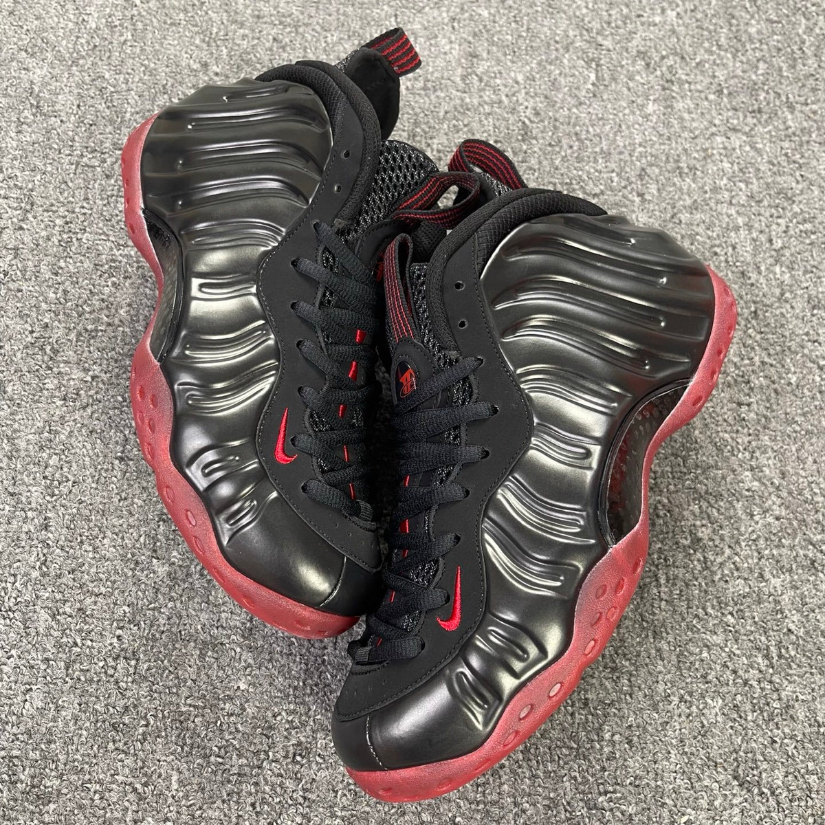 NIKE AIR FOAMPOSITE One Cough Drop