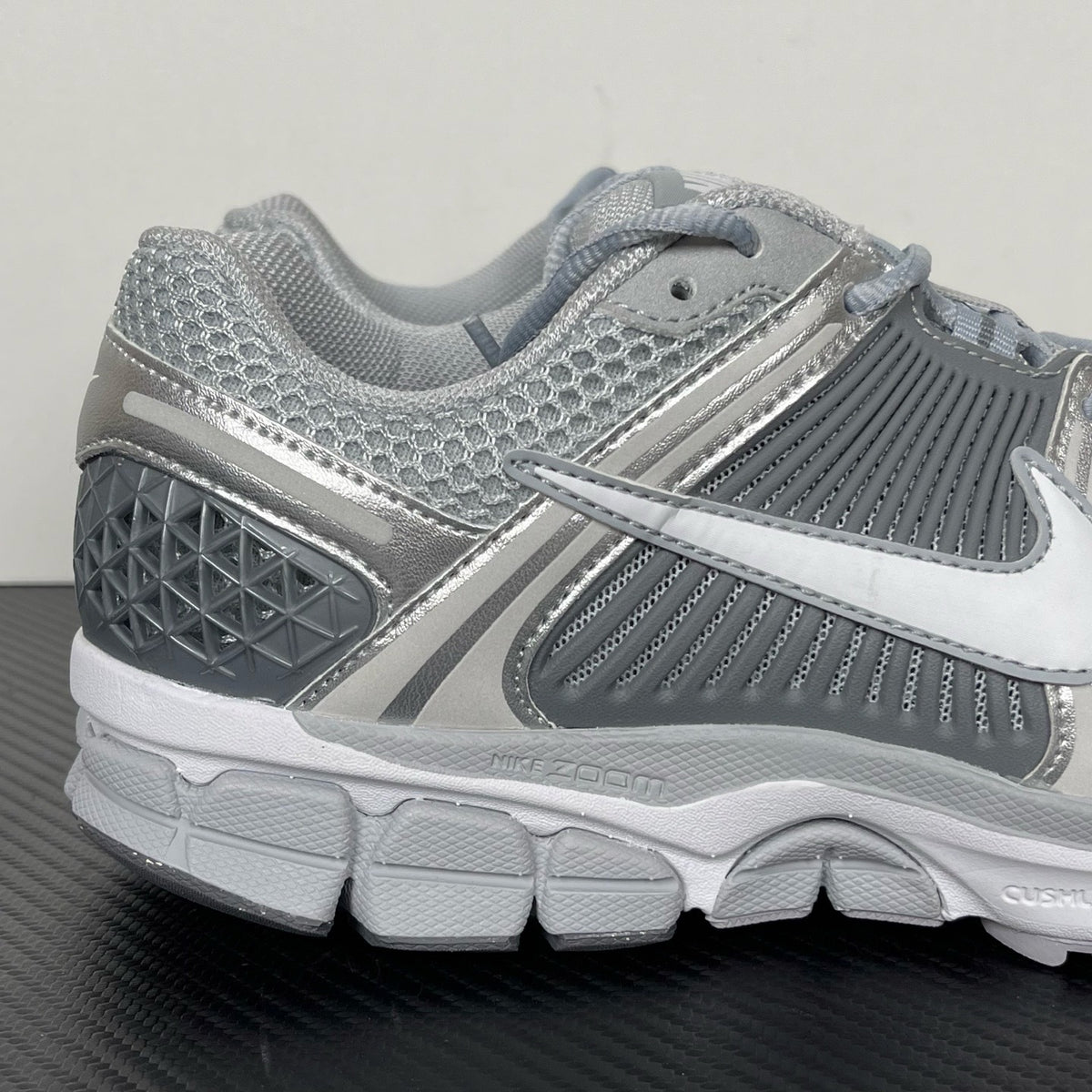 NIKE AIR ZOOM VOMERO 5 silver and grey Cool Grey, Wolf Grey, or Metallic Silver