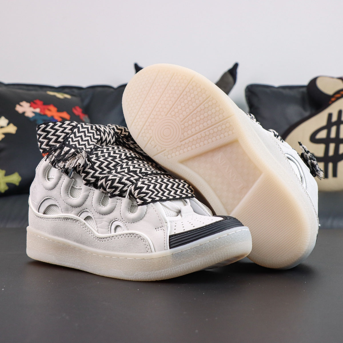 LANVIN SNEAKER white with oversized black-and-white zigzag-print laces and a transparent rubber sole