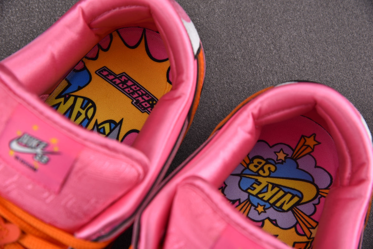 Nike SB Dunk  Low "The Powerpuff Girls - Blossom"