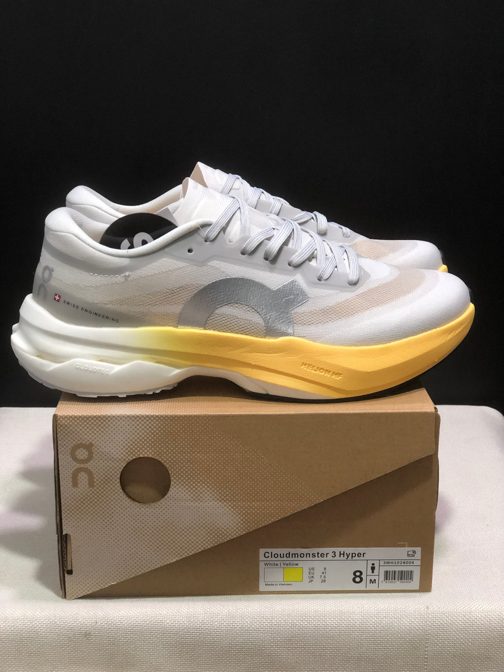 ON - CLOUD BOOM RUNNING WHITE YELLOW