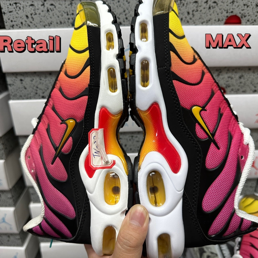 NIKE AIR MAX PLUS Yellow Pink Gradient