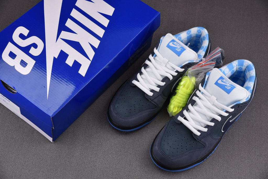 Nike SB Dunk  Low  "Blue Lobster"