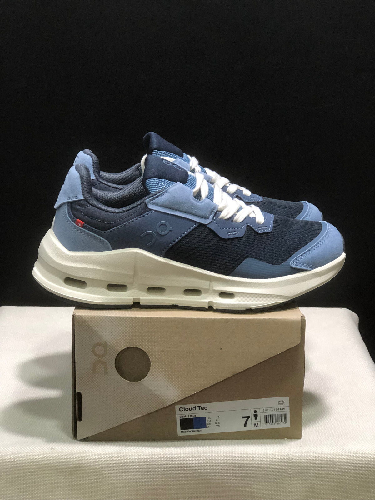 ON - CLOUDNOVA RIFT BLACK BLUE