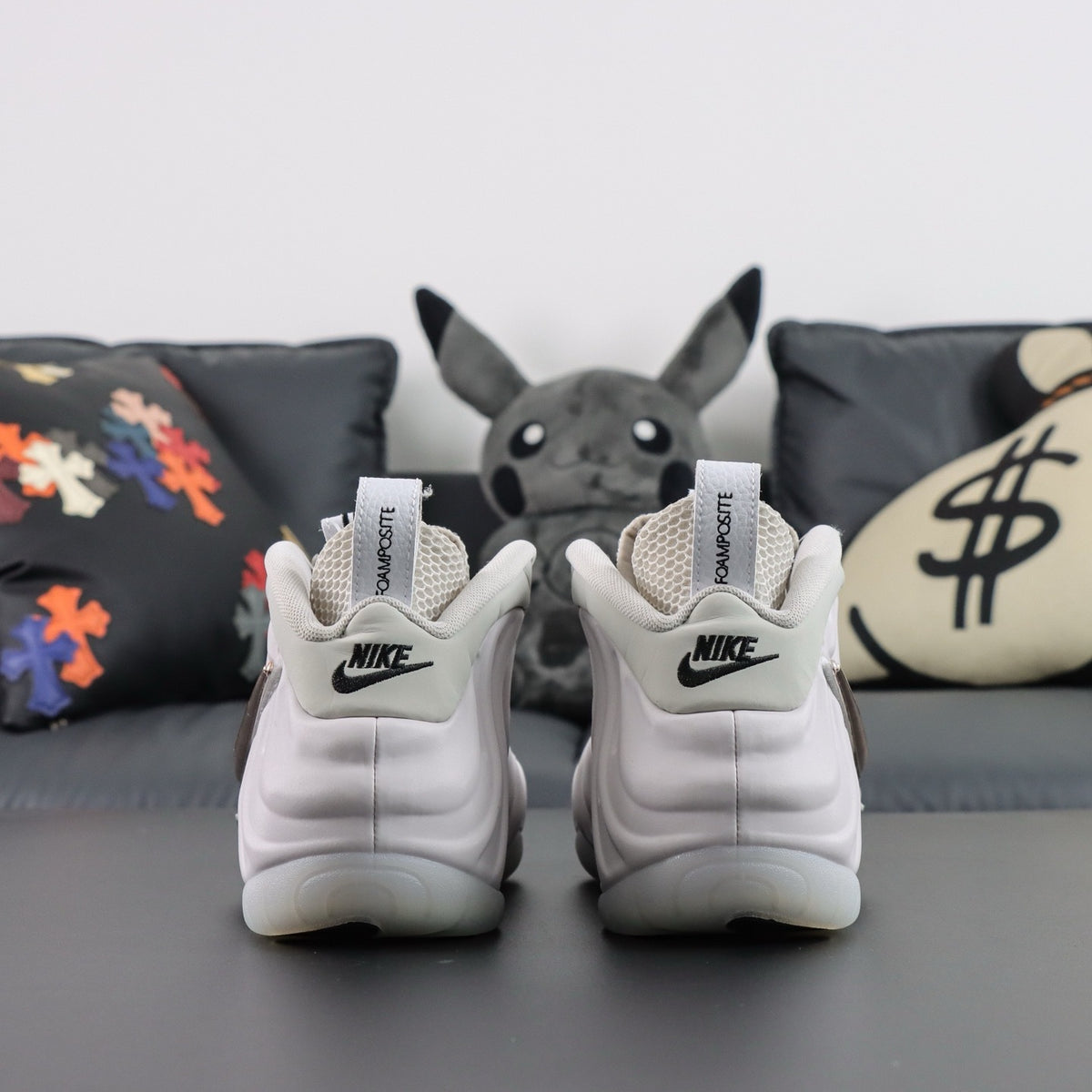 NIKE AIR  Foamposite Vast Grey / Black