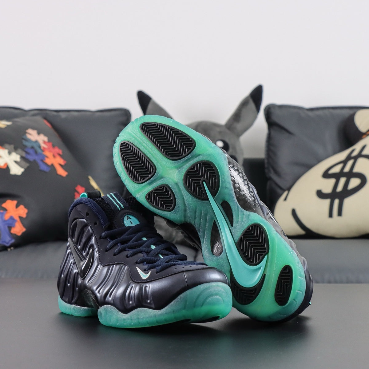 NIKE AIR  Foamposite Pro Dark Obsidian