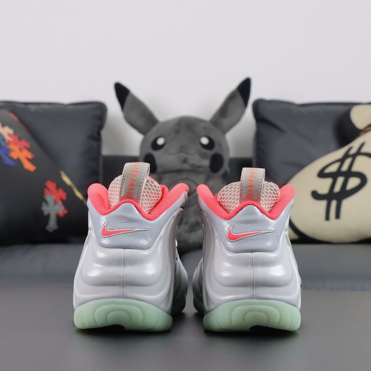 NIKE AIR  Foamposite Pro Pure Platinum