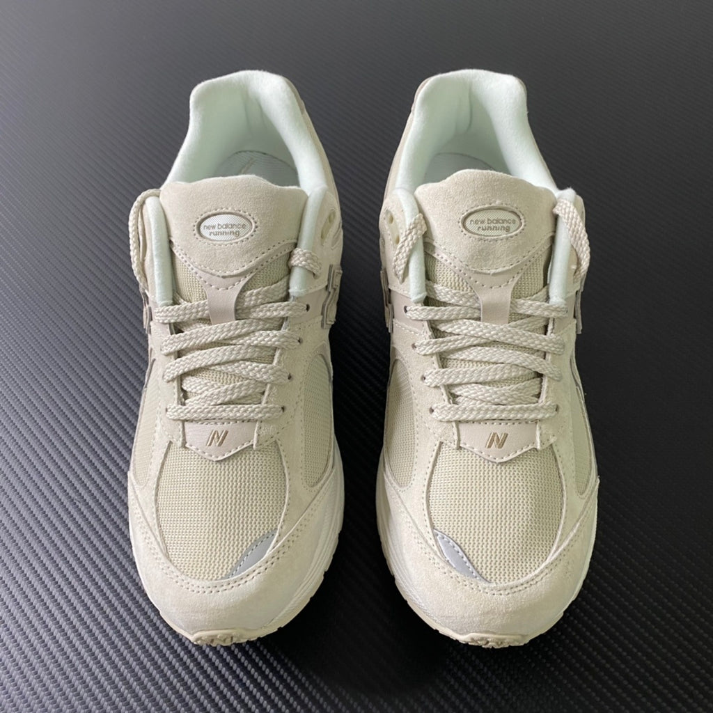 NEW BALANCE 2002R "Calm Taupe" / "Sea Salt"
